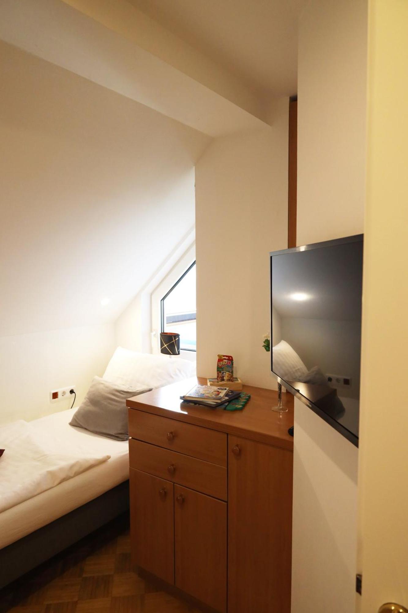 Apartment Arena